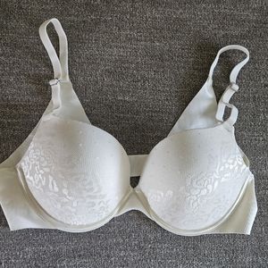 Sweet Treasures white push up bra size 38B